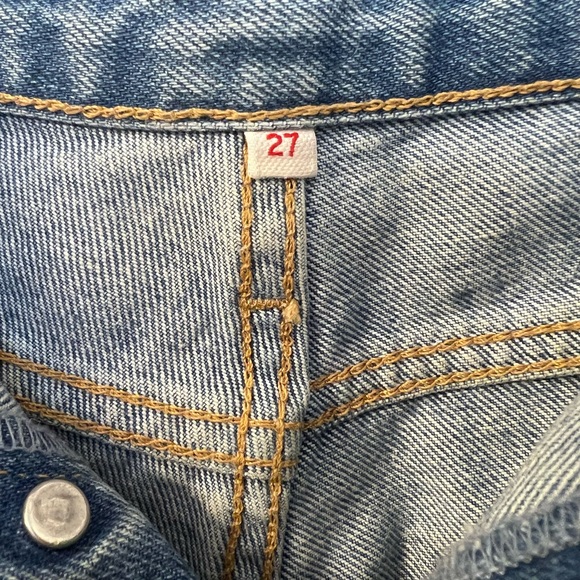 Levi’s Front Button Shorts - Picture 3 of 4